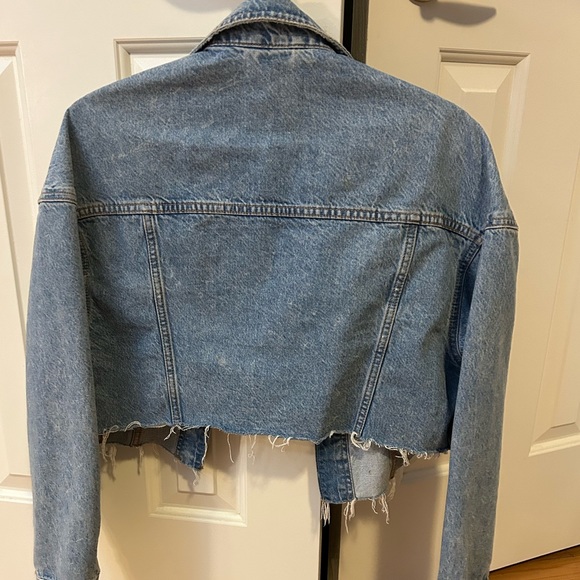 super cute oversized cropped denim jacket - Picture 2 of 4